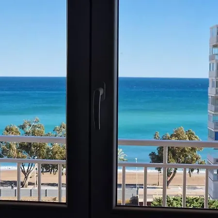 דירה Stunning Sea Vistas By The *