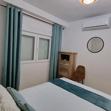 Apartamento Stunning Sea Vistas By The