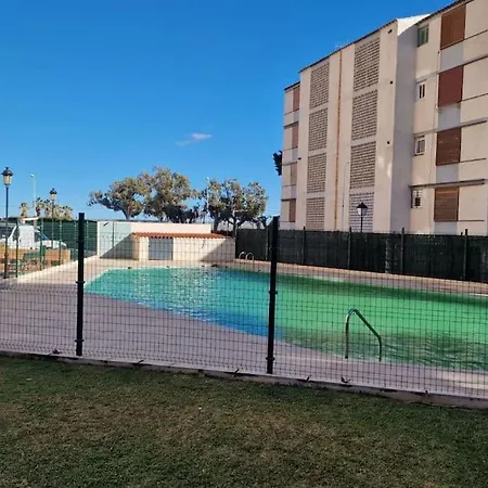 Apartamento Stunning Sea Vistas By The